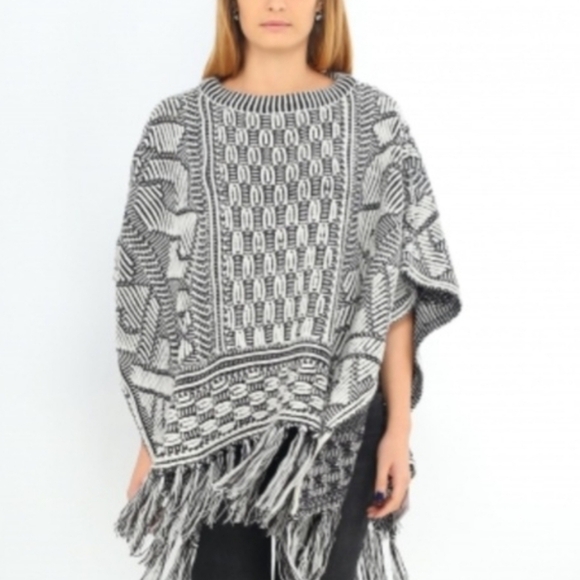 Zara Chunky Knit Poncho Pullover Sweater - Picture 3 of 6